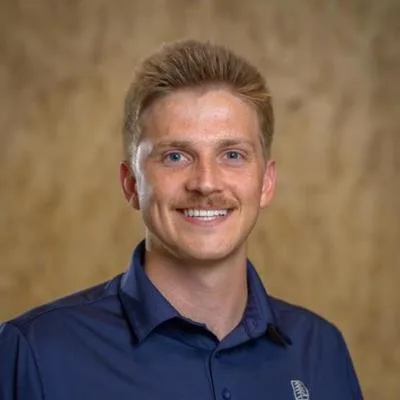 Zach Arthur